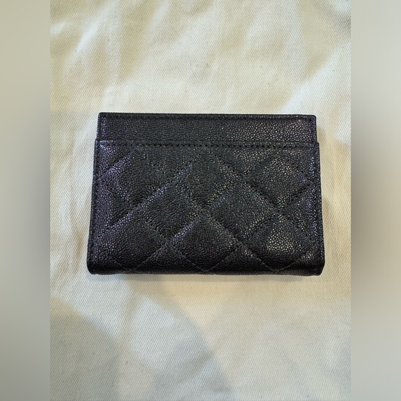 Chanel Iridescent Purple Passport Cover - Picture 5 of 15